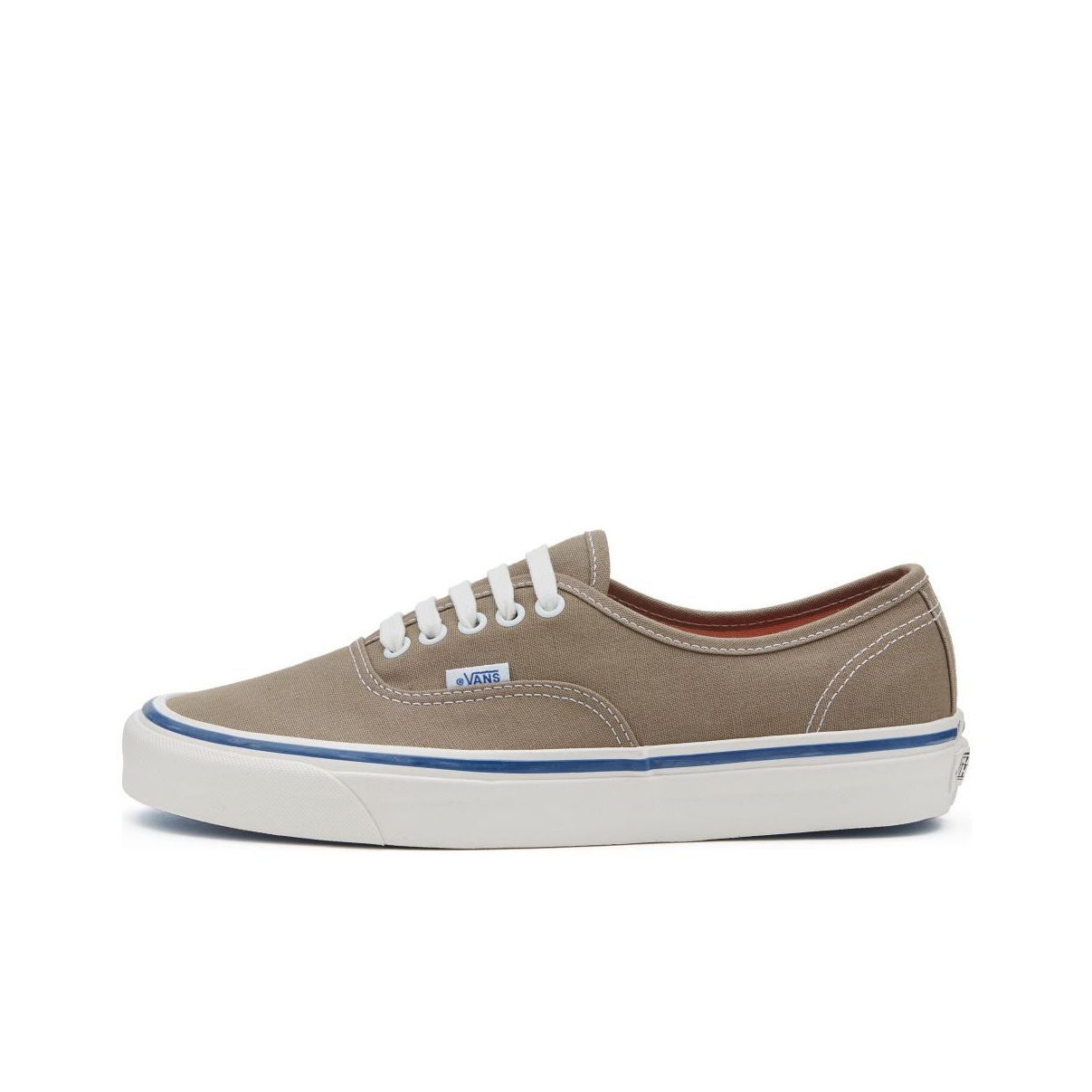 حذاء فانز أوتنتيك 44 دي إكس لل - مراجعة Vans Shoes Authentic وسعره